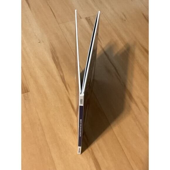 Peanuts "Shoot For The Moon Snoopy!" Hardcover Book By Charles M. Schulz - Picture 4 of 4